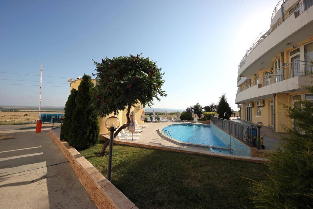 Menada Sunset Kosharitsa Apartments מראה חיצוני תמונה