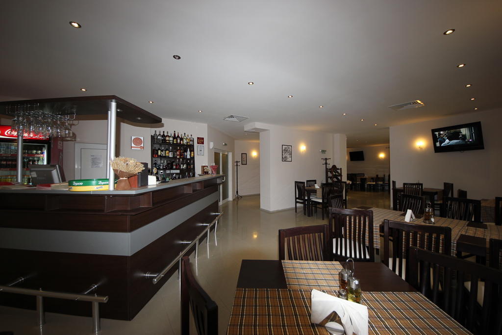 Menada Sunset Kosharitsa Apartments מראה חיצוני תמונה