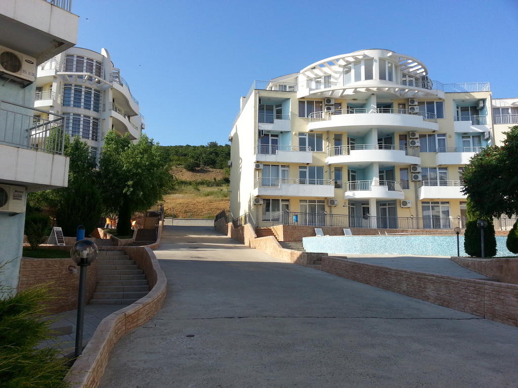 Menada Sunset Kosharitsa Apartments מראה חיצוני תמונה