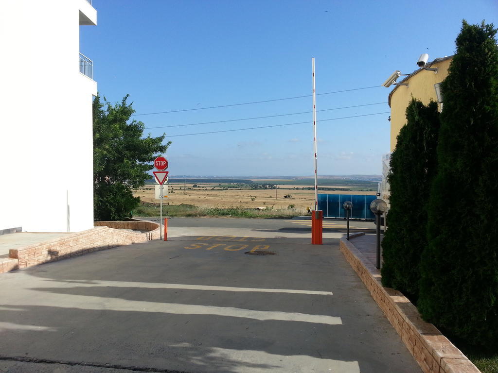 Menada Sunset Kosharitsa Apartments מראה חיצוני תמונה