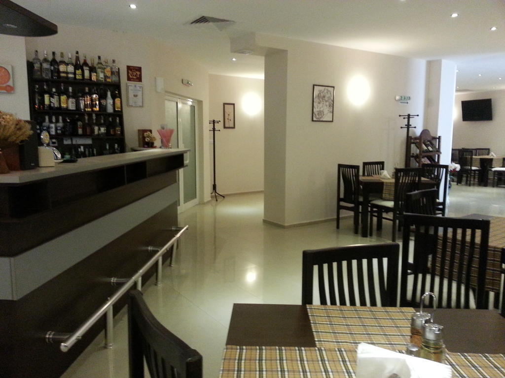 Menada Sunset Kosharitsa Apartments מראה חיצוני תמונה