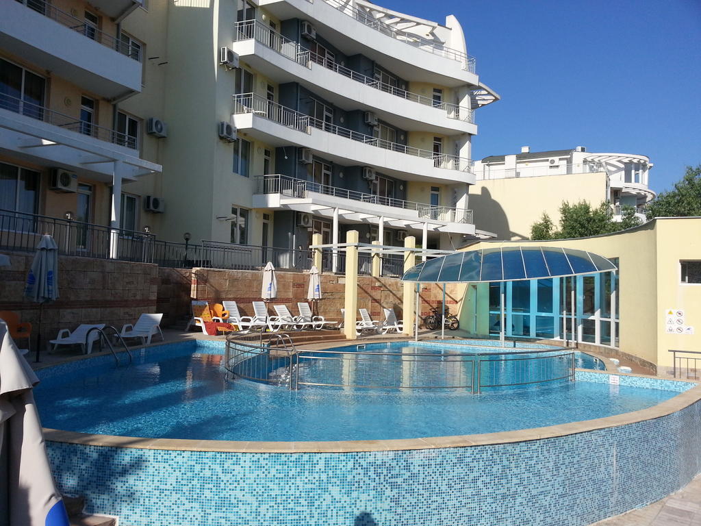 Menada Sunset Kosharitsa Apartments מראה חיצוני תמונה