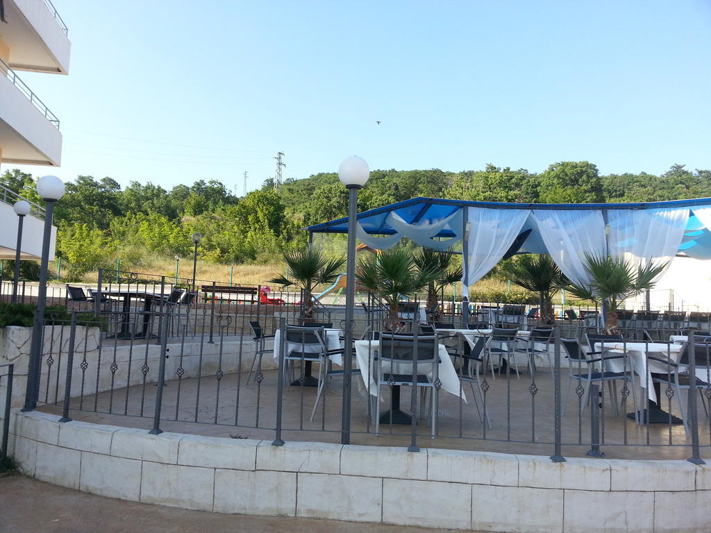 Menada Sunset Kosharitsa Apartments מראה חיצוני תמונה