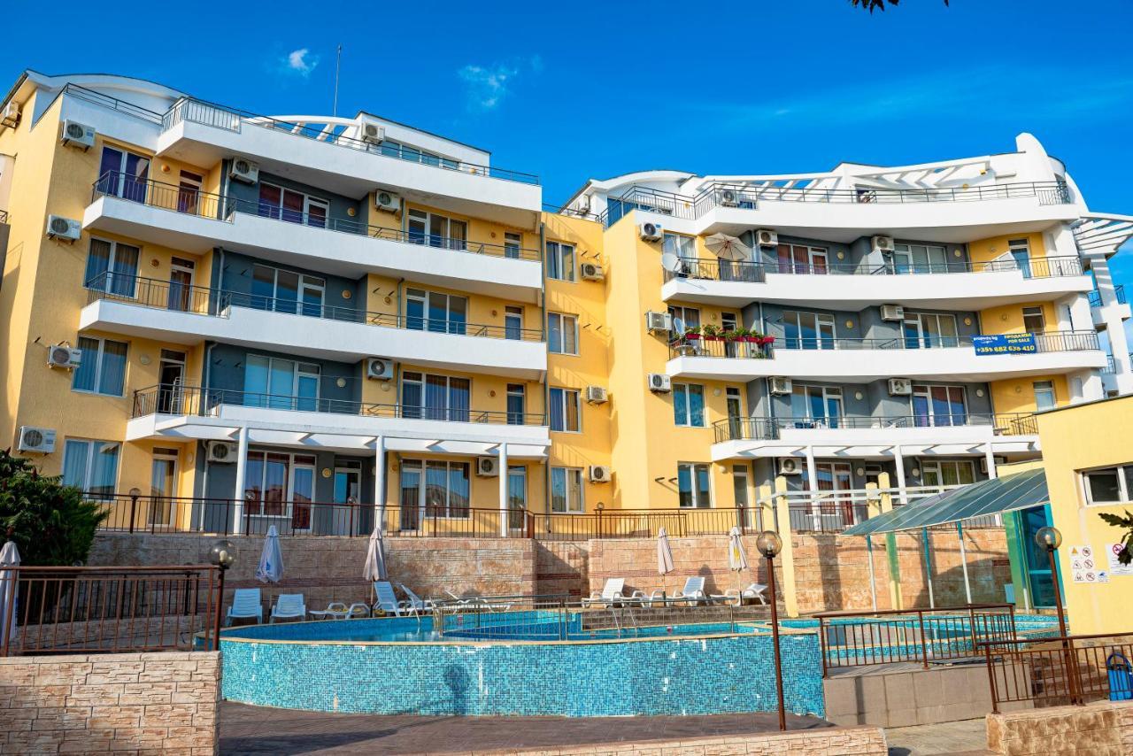 Menada Sunset Kosharitsa Apartments מראה חיצוני תמונה