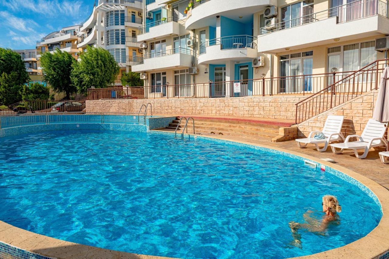 Menada Sunset Kosharitsa Apartments מראה חיצוני תמונה